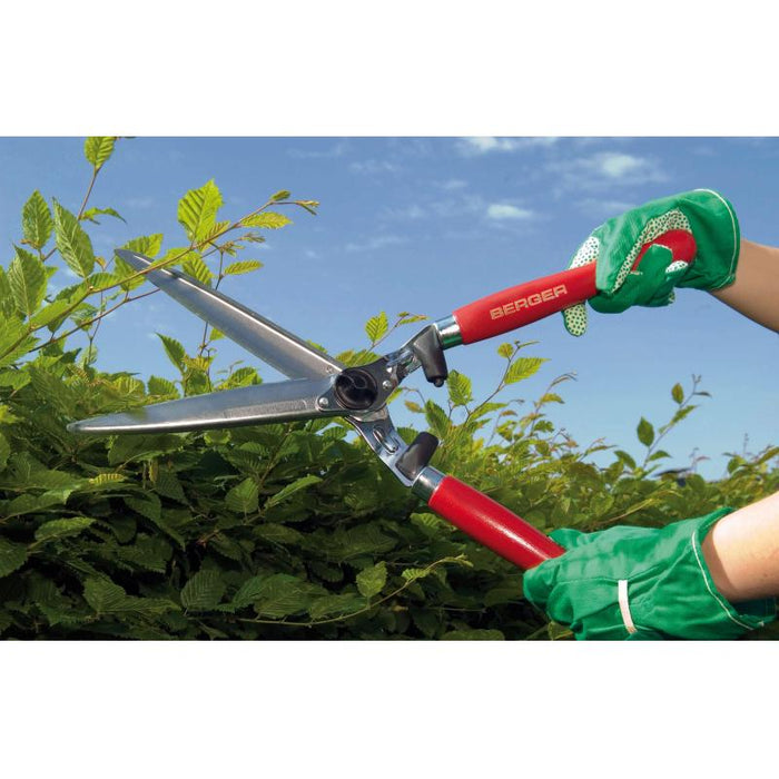 Berger Tools 4490 Hedge Shear with Straight Blades, Wood Handle, 23.6 Inch