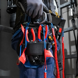 Knipex 02 02 225 KnipeXtend High Leverage Combination Pliers, 9"