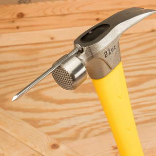 Estwing HPBS Milled Face Framing Hammer & Half Round Pry Bar Bundle