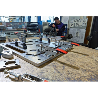 Bessey  STC-HH50 Auto adjust toggle clamp, horizontal low profile, flanged base