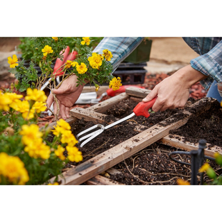 Corona CT 3334 ComfortGEL Cultivator Premium Stainless Steel