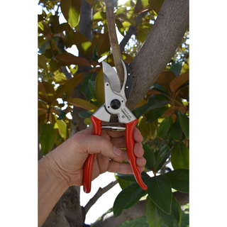 Corona SP 6250 Aluminum Bypass Pruner Bonus Pack