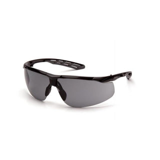 Pyramex SBG10520D Pyramex Safety - Black-gray frame / gray lens